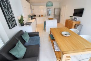 Kitchen/diner- click for photo gallery